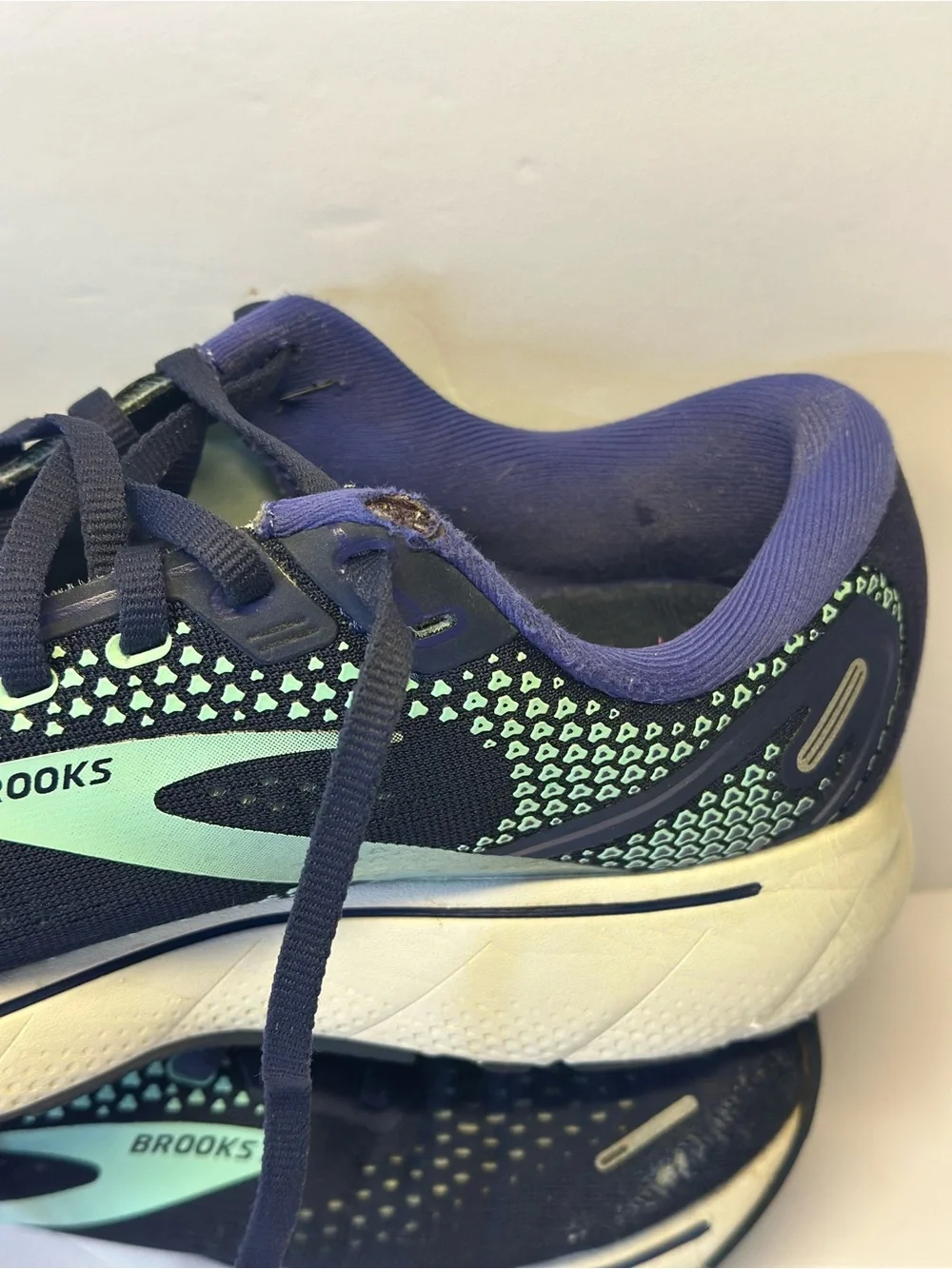 Brooks Ghost 14 Blue Running Shows Women’s Size 9 Wide 1203561D446 Teal